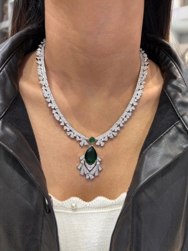 emerald stone  Necklace
