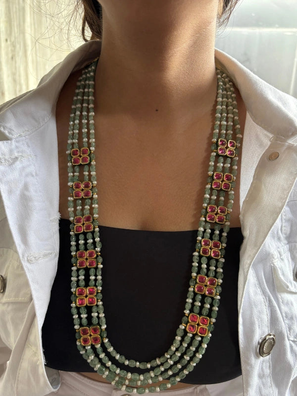 groom mala