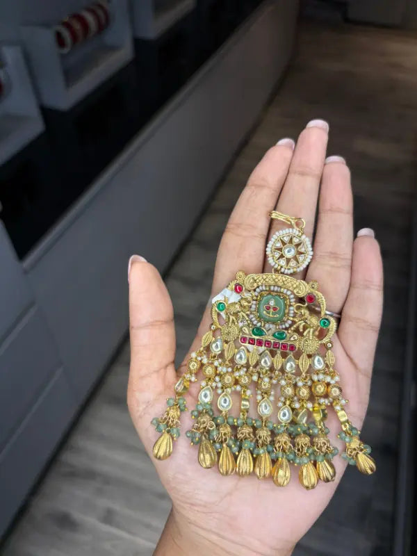 head accessories