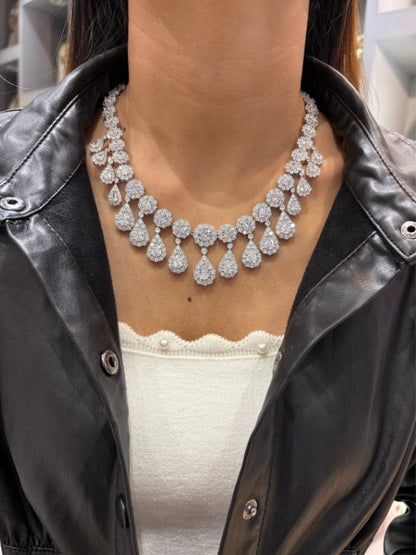 Diamond necklace 
