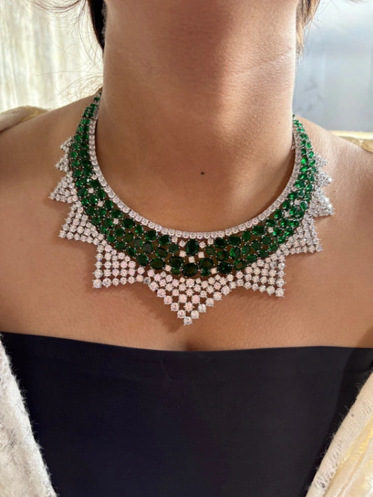 Rose cut necklace