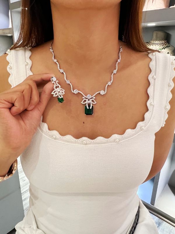 necklace set 