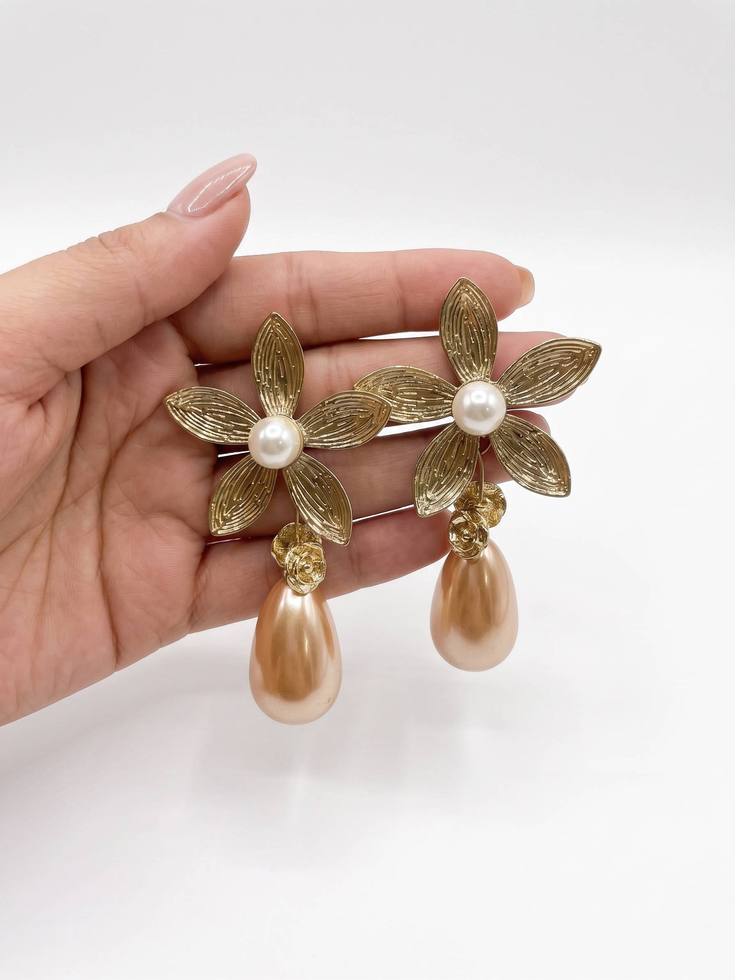 Elegant Floral Pearl Drop Earrings For Women