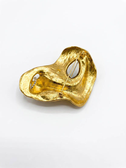 Royal Surrealist Face Brooch – Unique Lapel Pin for Men’s Suits & Women’s Dresses