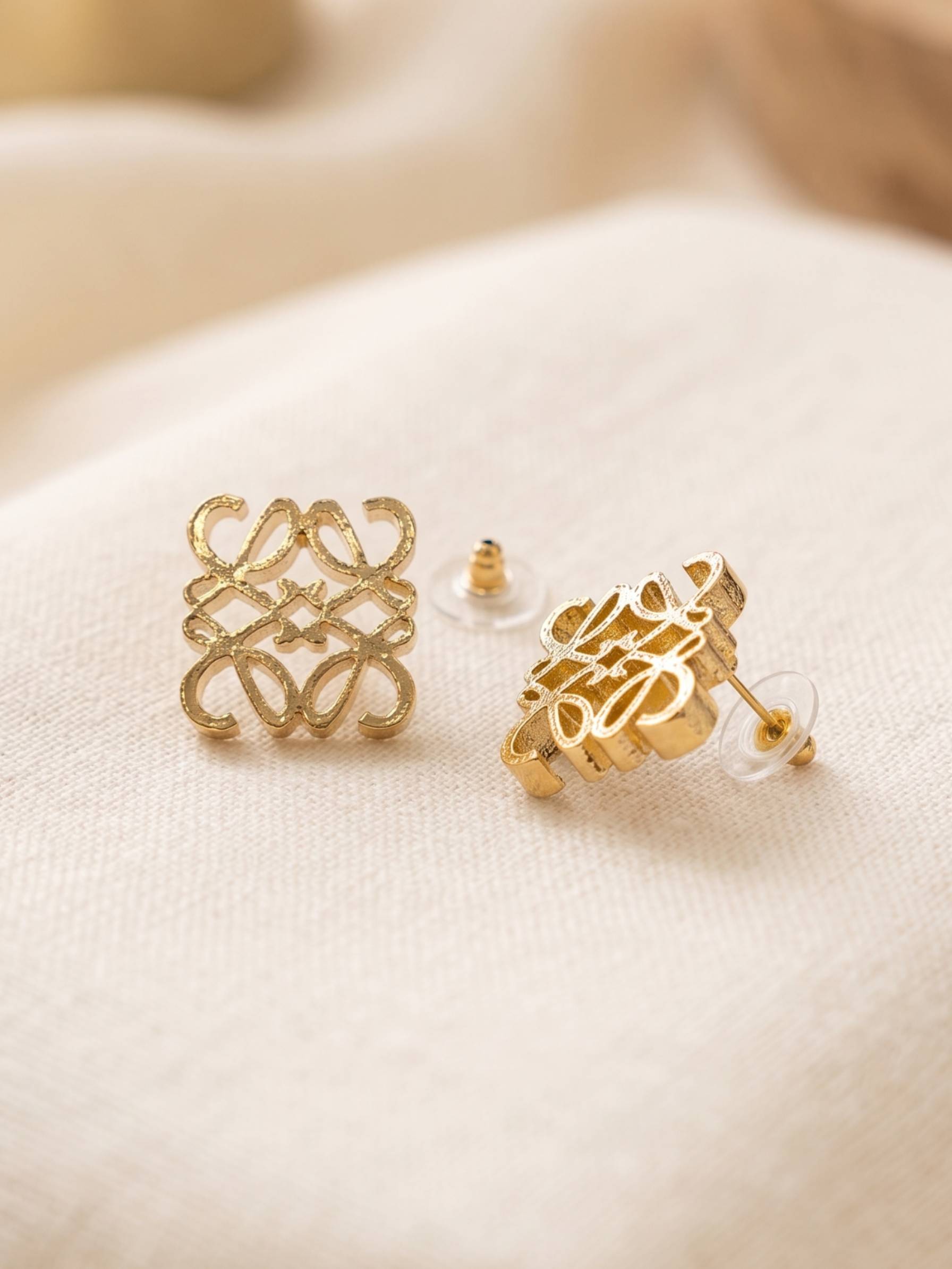 Jewel Street Fashion Earring, Silver 925 Stud Earrings for Women with intricate Anagram design, Stylish Gold-Plated Ear Tops for Women