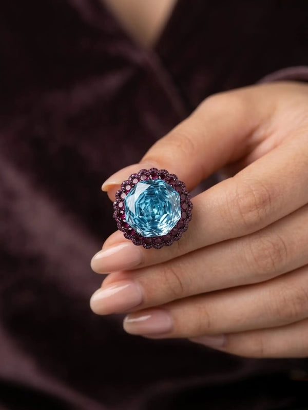 Jewel Street Swarovski Blue Stone Fashion Ring (Adjustable Size)