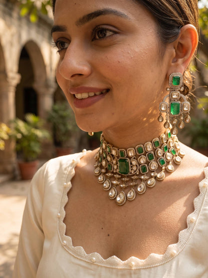 Victorian_Emerald_Choker_For_Women
