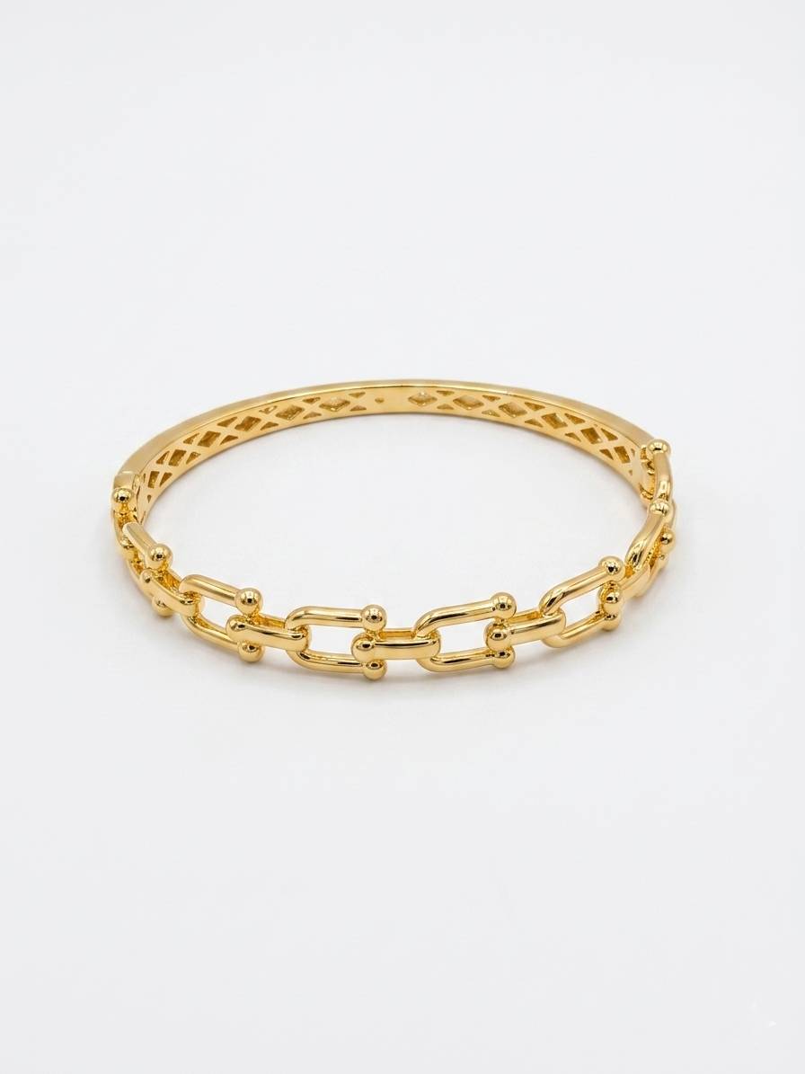 Jewel Street Elegant Golden Bracelet - Premium Anti-Tarnish Finish | Jewelry Gift For Mother's Day