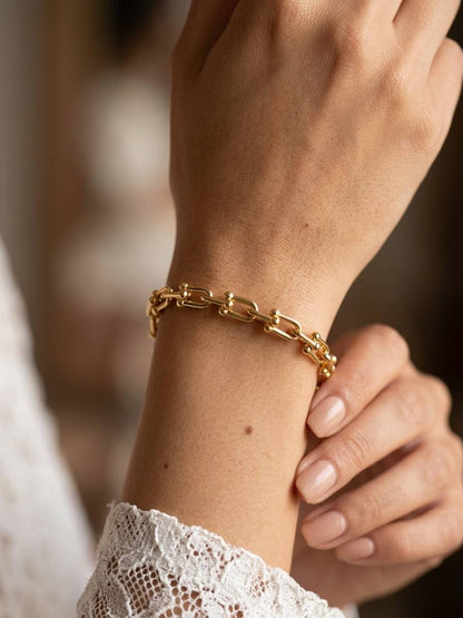 Jewel Street Elegant Golden Bracelet - Premium Anti-Tarnish Finish | Jewelry Gift For Mother's Day