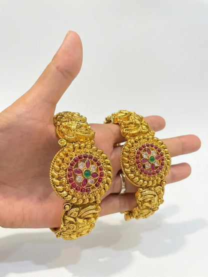 Gold Nakashi Kangan Kada - Traditional Jewellery Gift for Women