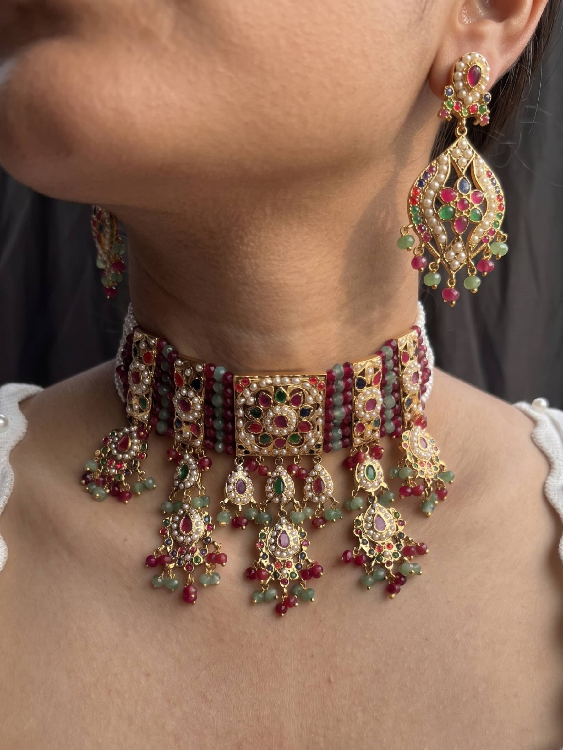 jadau-choker-necklace-set-for-women-6